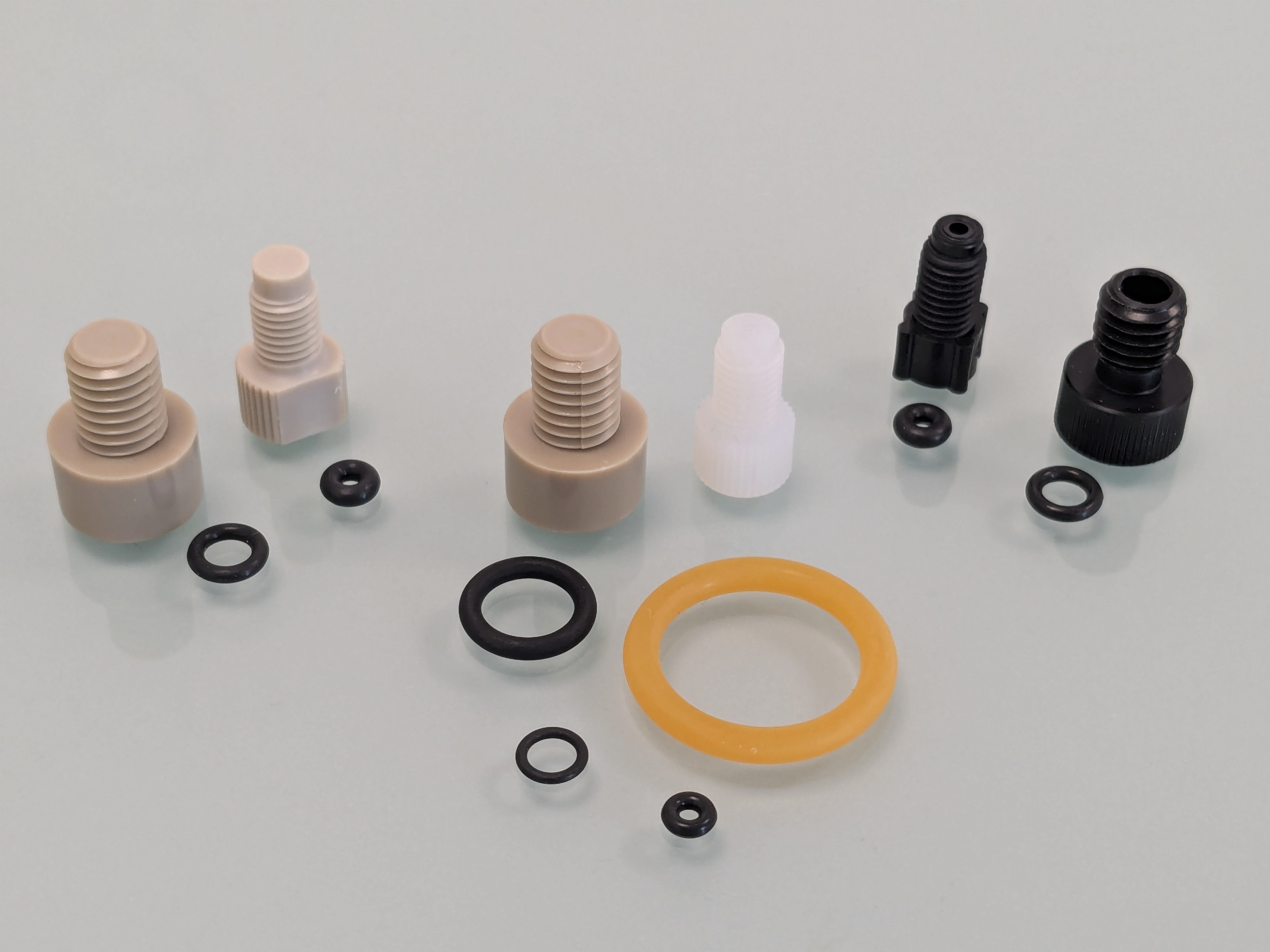 Fittings, plugs & O-rings