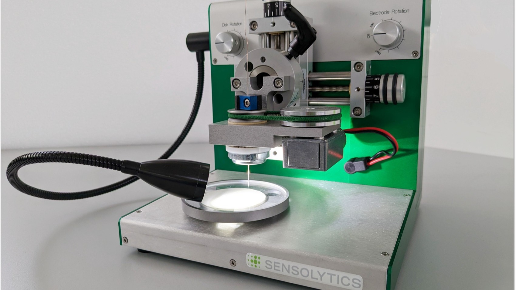 Polishing station